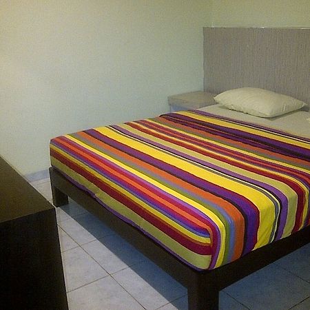 Holiday Beach Inn Pangandaran Dış mekan fotoğraf